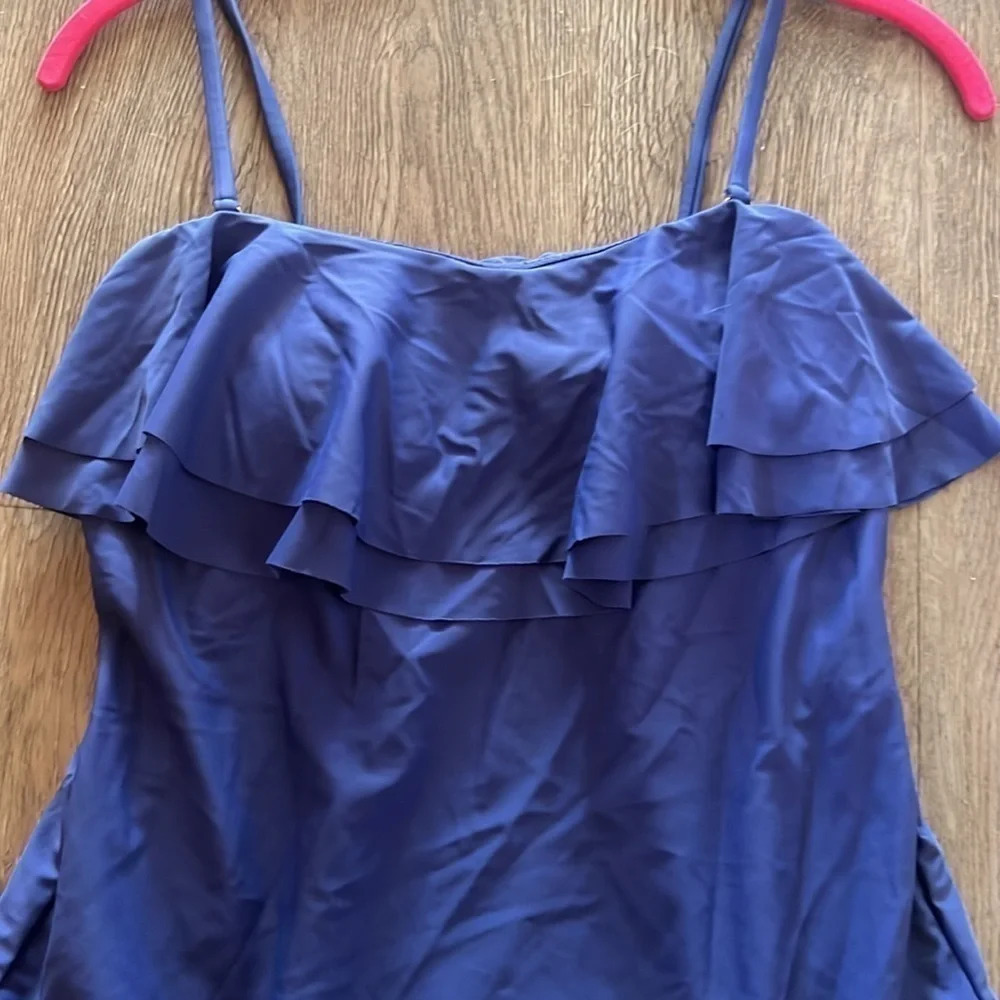 Navy Blue Ruffle-Overlay Swimsuit Size Large - Picture 5 of 13